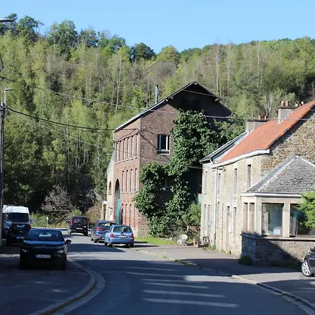 La Petite Maison De Poulseur בית נופש